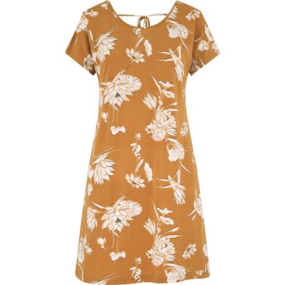 Sherpa Padma Tie Back Dress - Caramel Lotus - Naiset - XL - Partioaitta