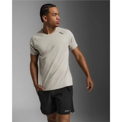 2XU Aero Tee Carbon/Black Reflective, kuva 1 / 1