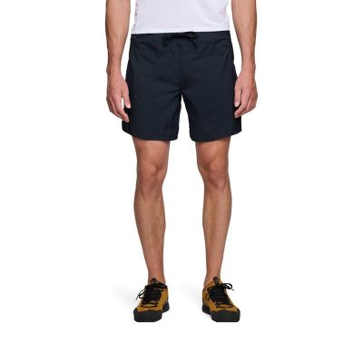 Black Diamond M Distance Shorts 7" Black | Alk. 25,00 €