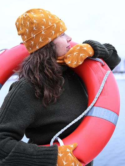 Svala Merino Design -Pääsky, myssy Musta-valkoinen M