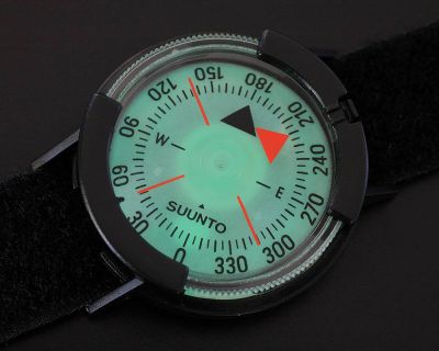 Suunto M-9