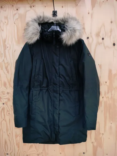 Helly Hansen Women's Senja Parka M Musta (Second Hand)