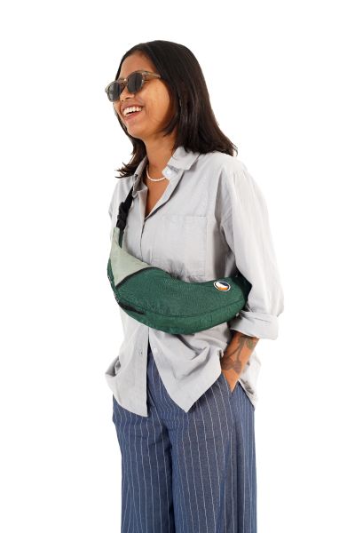 Ticket To The Moon Upcycled Sling Bag vyö-/olkalaukku